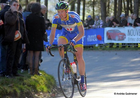News Win for Doug Dewey in France velouk